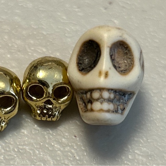 Skull Beads - Picture 4 of 8
